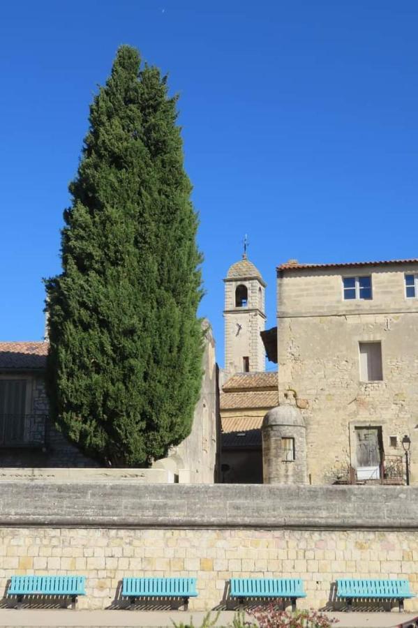 Villa Lamathye à Aramon Extérieur photo